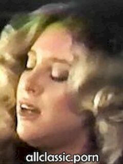 Laura Leslie
