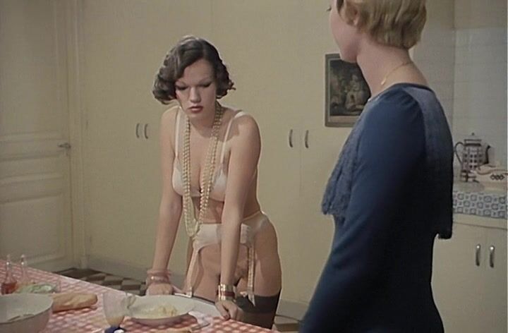 Parties fines / Education of the Baroness. Uncut classic porn movie (1977)