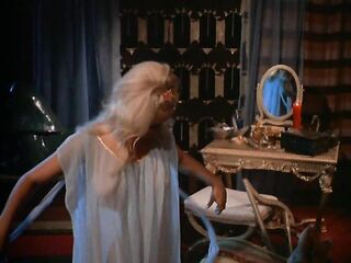 [Soft]: The Notorious Cleopatra