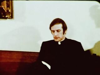 Moon Films 18: Flying Nun