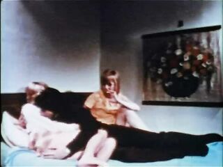 Moon Films 728: Two Blondes and a Suckers