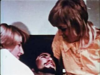 Moon Films 728: Two Blondes and a Suckers