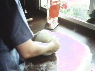Ta mej i dalen / Practice Makes Perfect