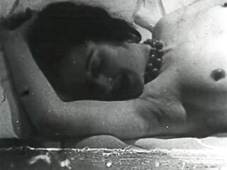 The Woman in the Portrait (French Stag Film)