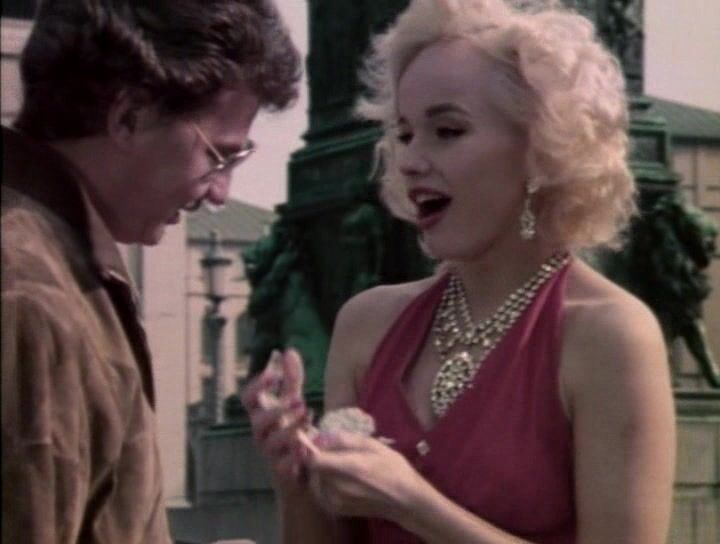 Inside Olinka / Inside Marilyn