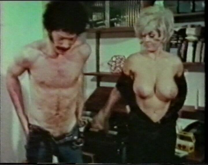 Bukin jinsiy aloqa seriyasi Sheremetyevoda jinsiy aloqa