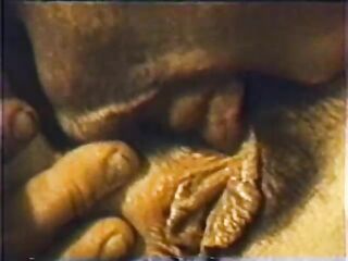 Candy Girls 137: Bottom Shot Pool