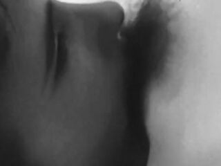 Climax Original 214: Beach Girls (1960’s)