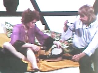 Diplomat Film 1002: Shaved Girls