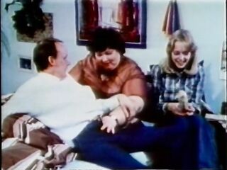 Diplomat Film 1014: Molly and the Young Ones