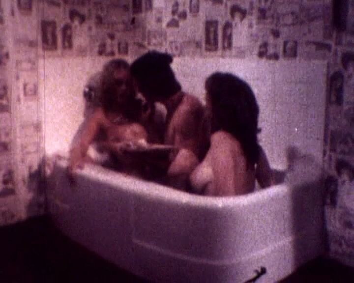 Swedish Erotica 534: Three in a Tub (Julia Parton, Melanie Scott, Kevin James)