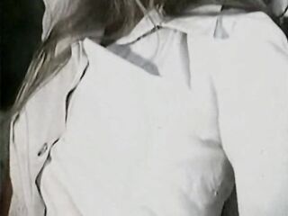 John’s Girls 1: Help the Neighbor (part 1)
